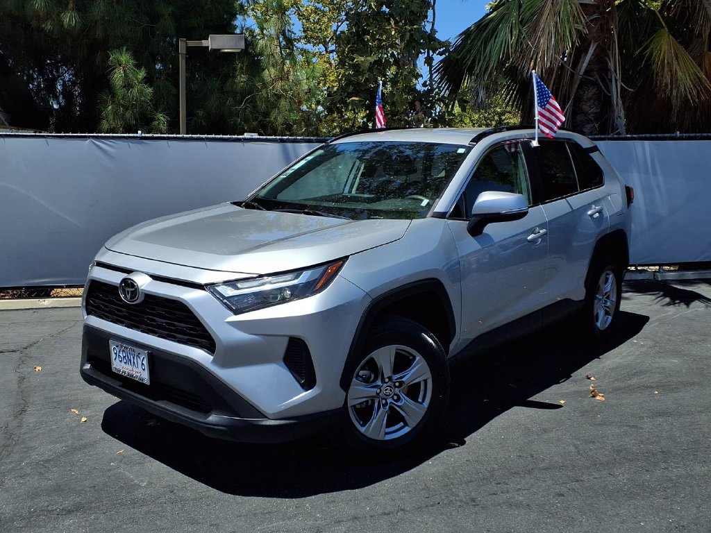 Certified 2024 Toyota RAV4 XLE AWD/4WD image 31
