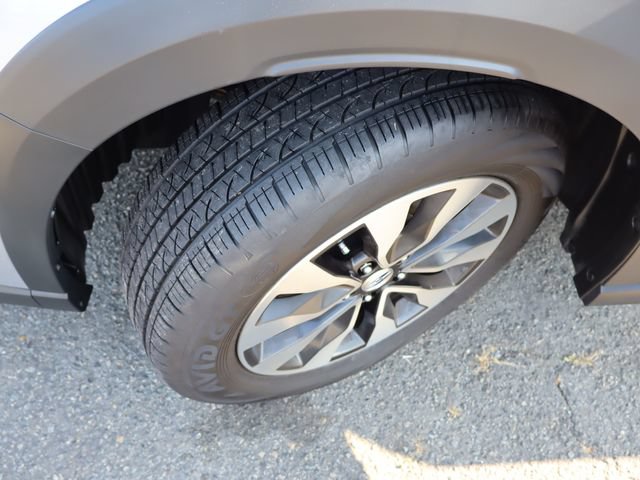 Certified 2025 Subaru Outback Limited AWD/4WD image 43