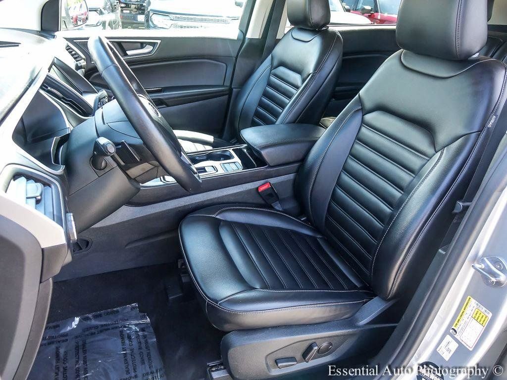Used 2020 Ford Edge SEL w/ Convenience Package AWD/4WD image 9
