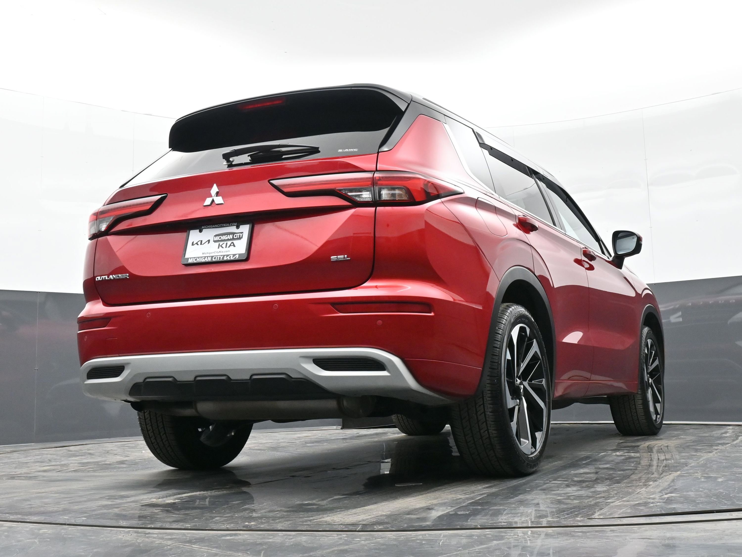 Used 2024 Mitsubishi Outlander SEL image 44