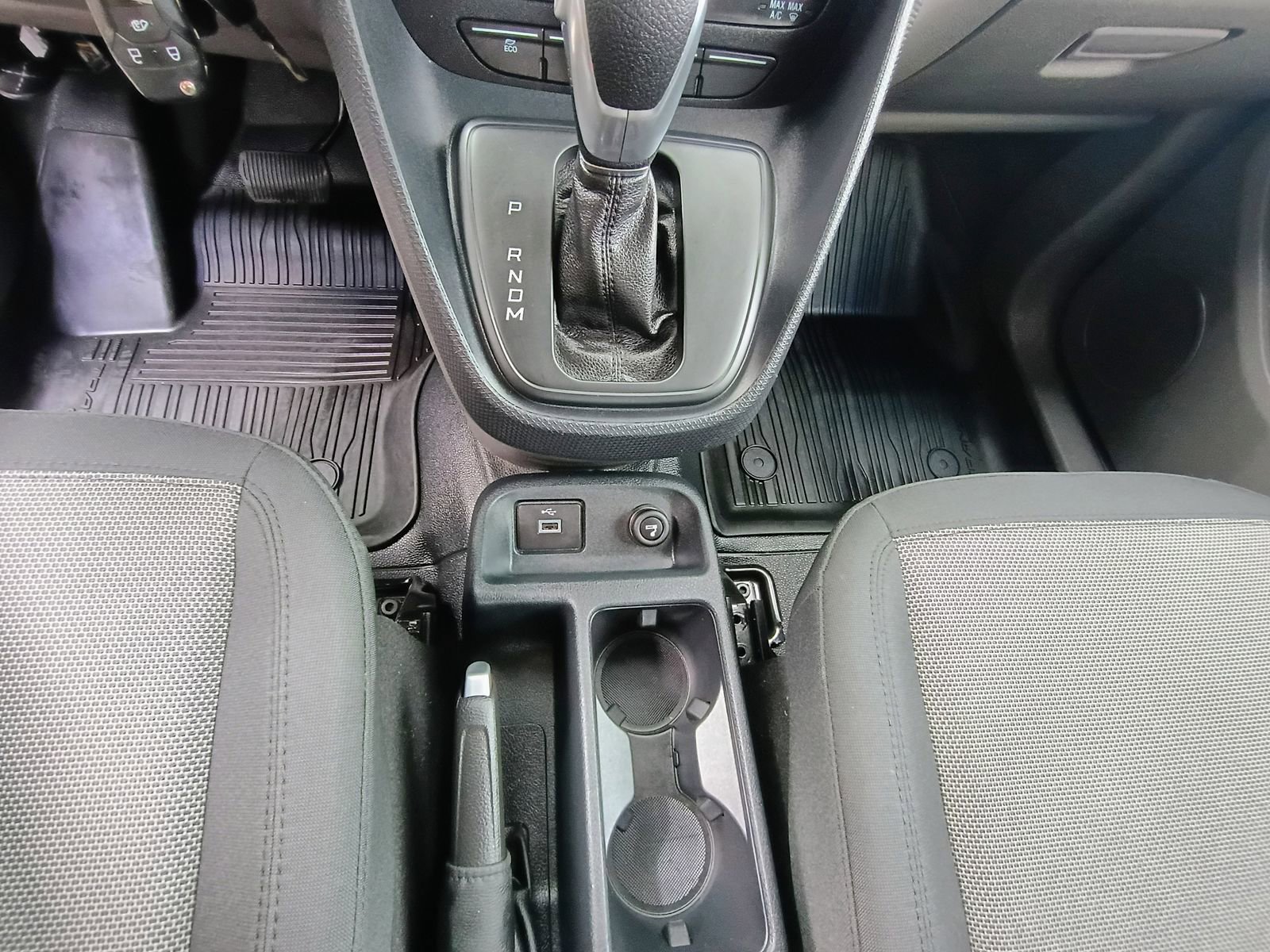Used 2022 Ford Transit Connect XL FWD image 21