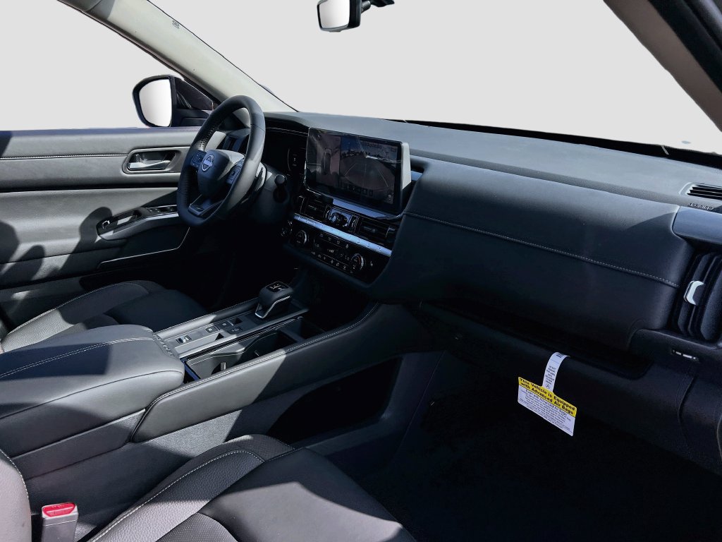 New 2026 Nissan Pathfinder SL FWD image 29