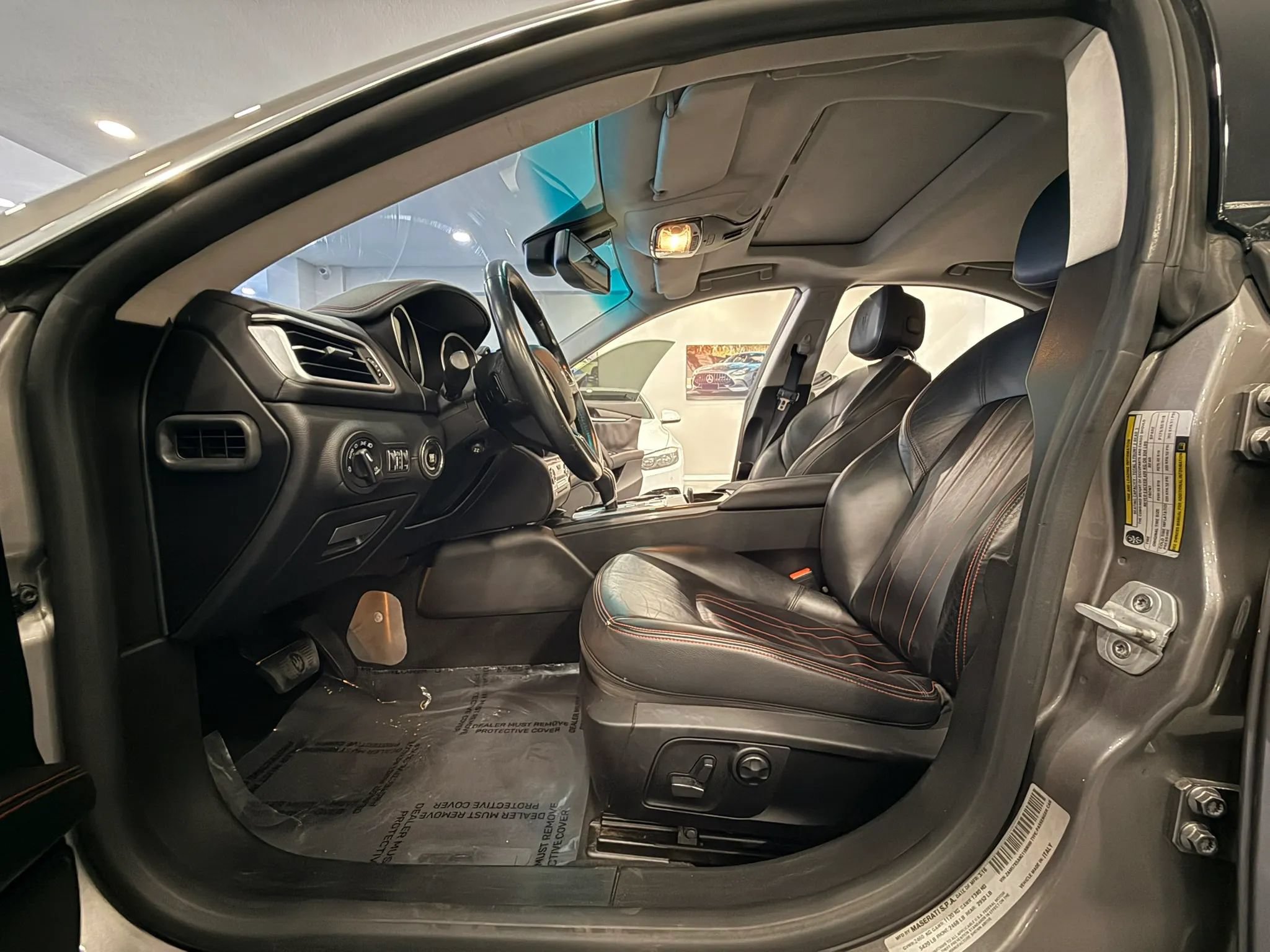 Used 2016 Maserati Ghibli RWD image 12