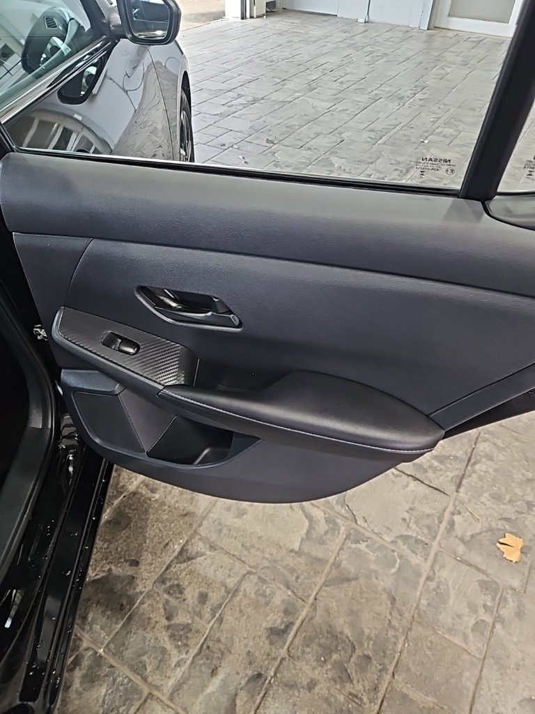 Used 2025 Nissan Sentra SV image 15