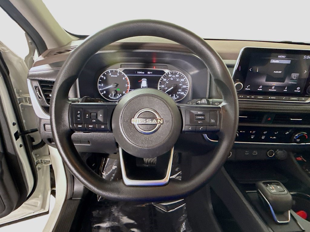 Used 2022 Nissan Rogue S AWD/4WD image 12