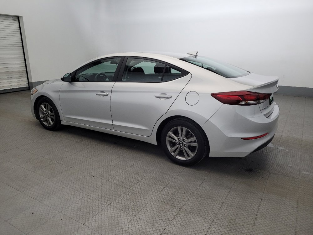 Used 2018 Hyundai Elantra SEL image 3