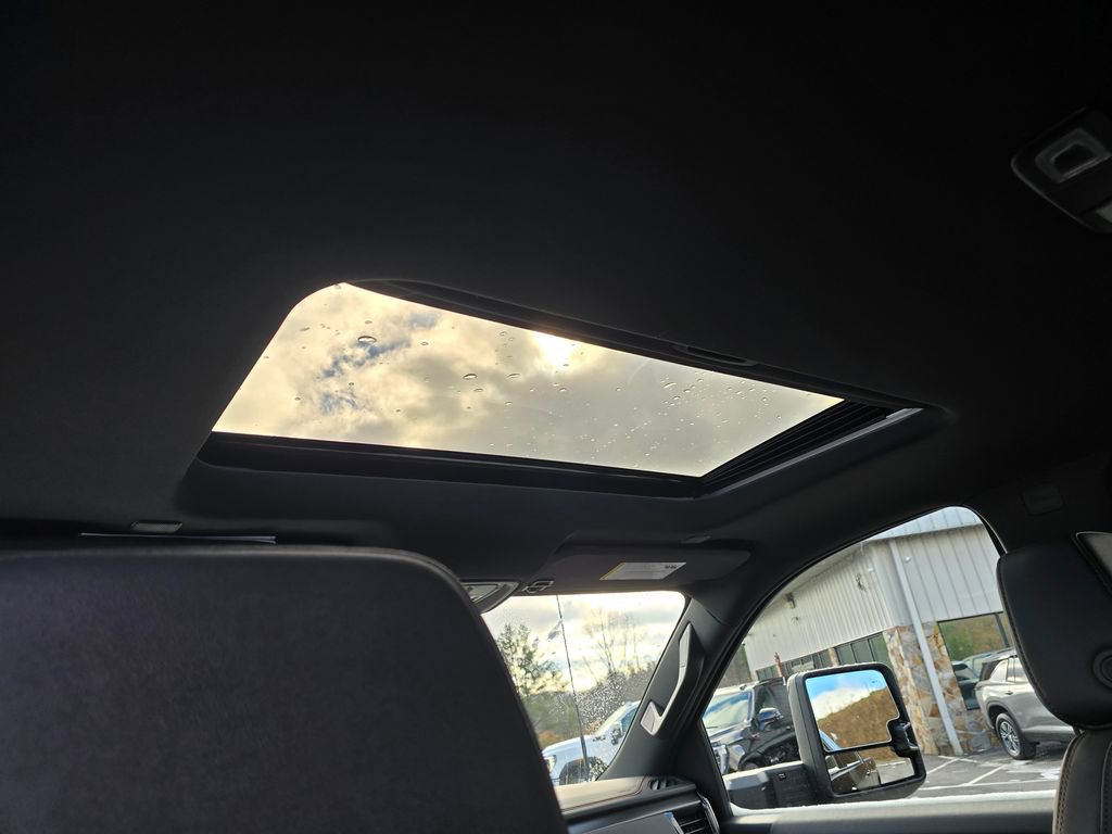 New 2026 GMC Sierra 3500 AT4 w/ AT4 Premium Plus Package image 16