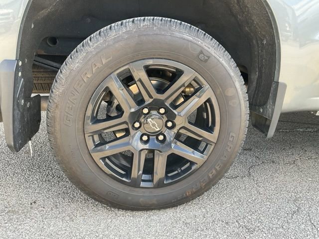 Used 2024 Chevrolet Silverado 1500 Custom image 13