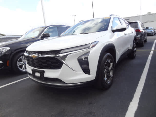Used 2024 Chevrolet Trax LT w/ Driver Confidence Package