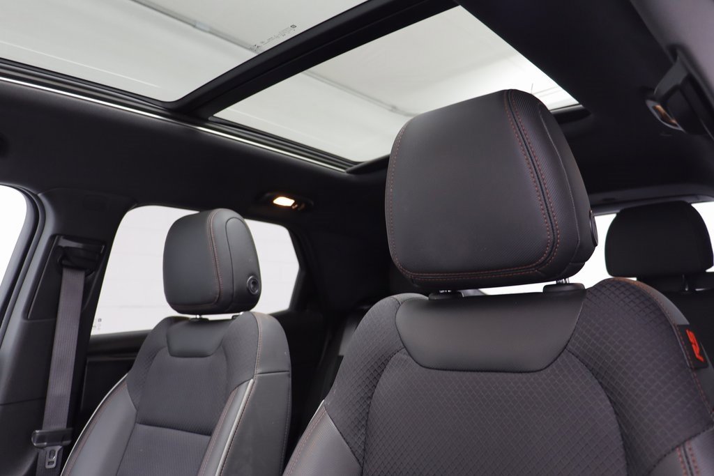 Certified 2023 Chevrolet TrailBlazer RS w/ Sun and Liftgate Package image 13