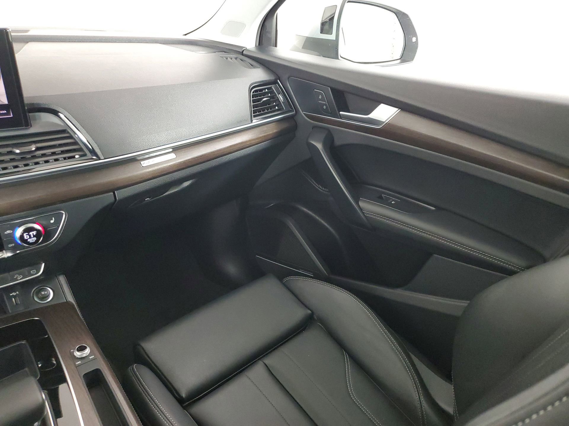 Certified 2024 Audi Q5 2.0T Premium Plus image 51