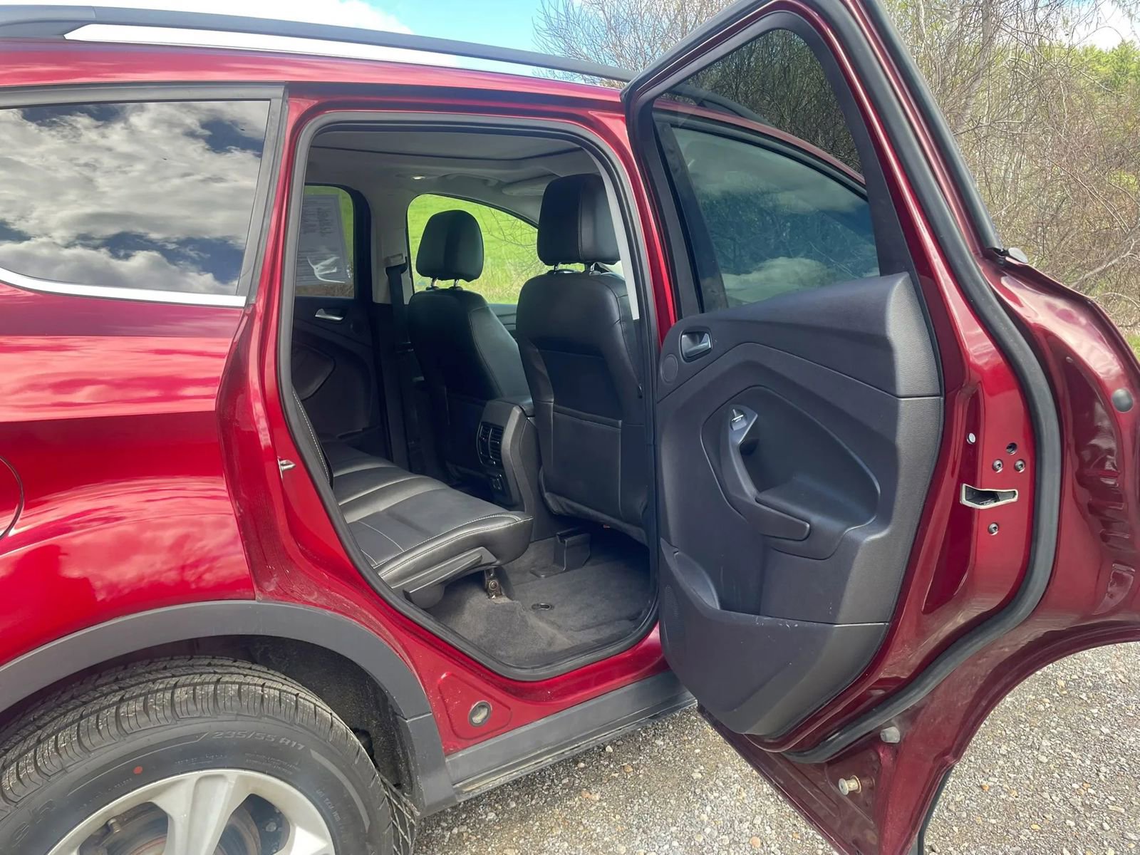Used 2014 Ford Escape SE w/ Equipment Group 201A AWD/4WD image 24