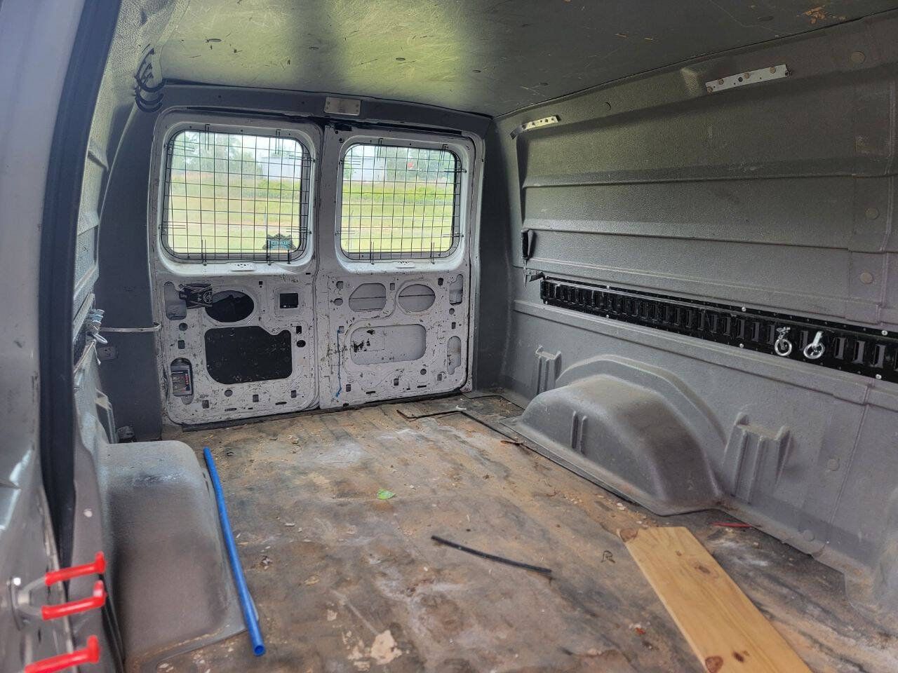 Used 2007 Ford E-150 and Econoline 150 RWD image 16