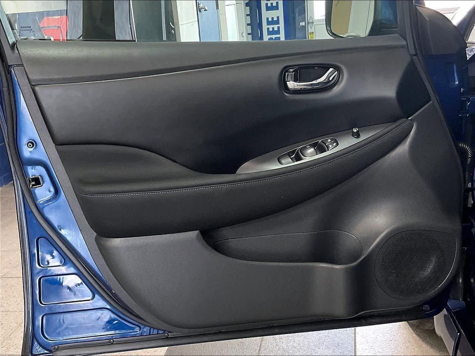 Certified 2023 Nissan Leaf S FWD image 9
