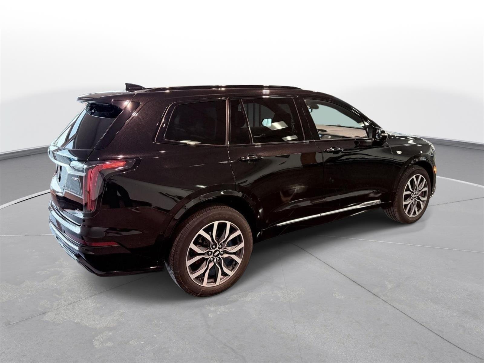 Used 2024 Cadillac XT6 Sport w/ Technology Package AWD/4WD image 10