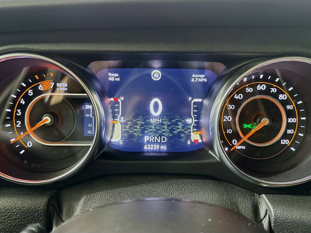 Used 2021 Jeep Wrangler Unlimited Sahara w/ Altitude image 11