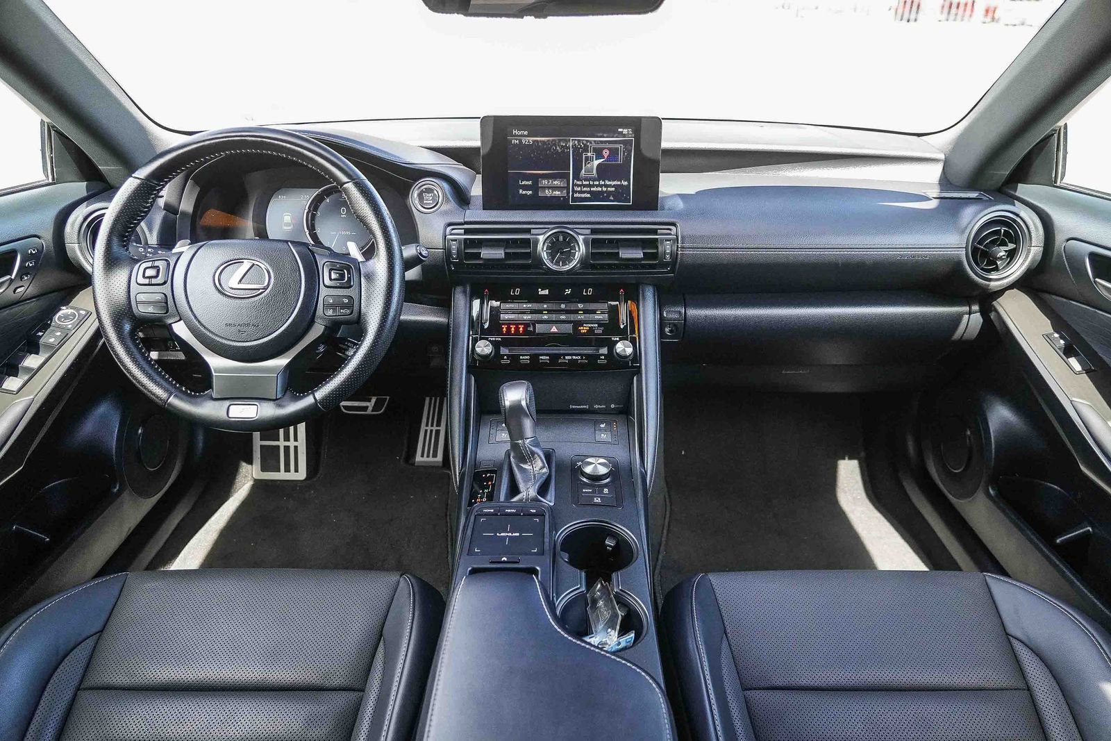 Used 2025 Lexus IS 350 F Sport RWD image 15