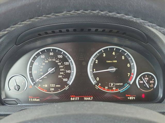 Used 2010 BMW 550i Gran Turismo RWD image 9