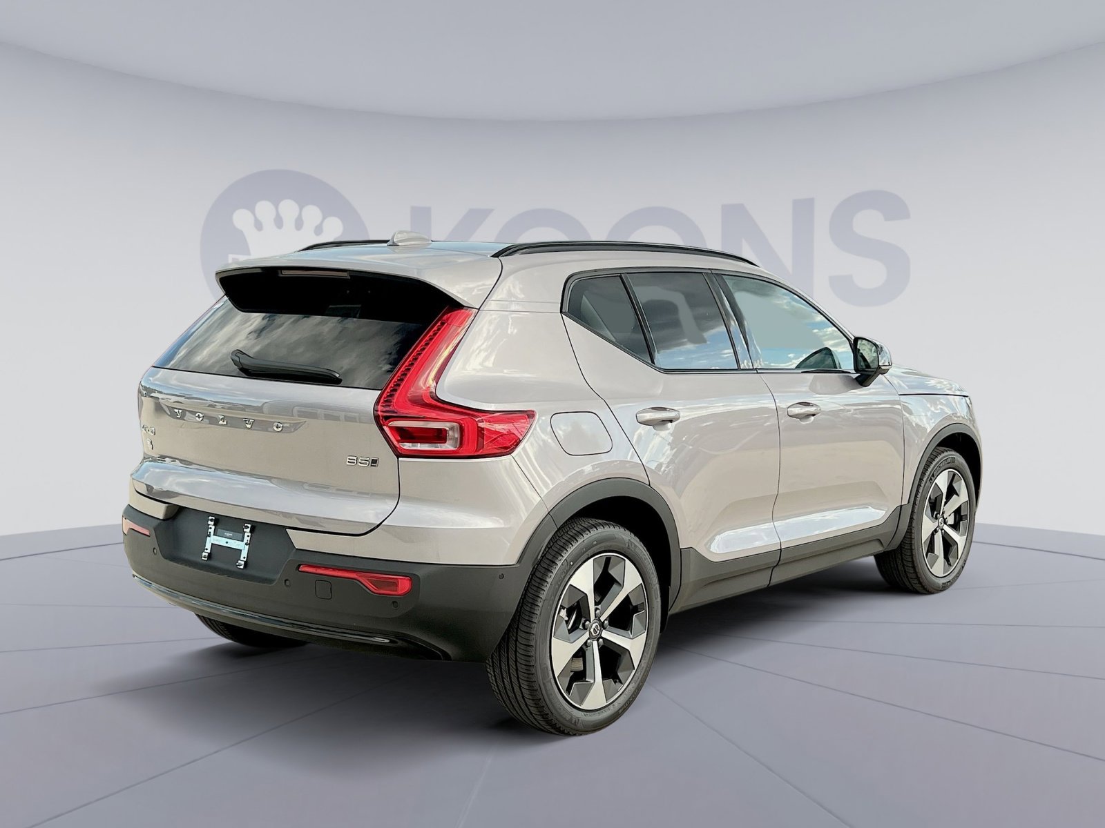 New 2026 Volvo XC40 B5 Plus w/ Protection Package Premier image 7