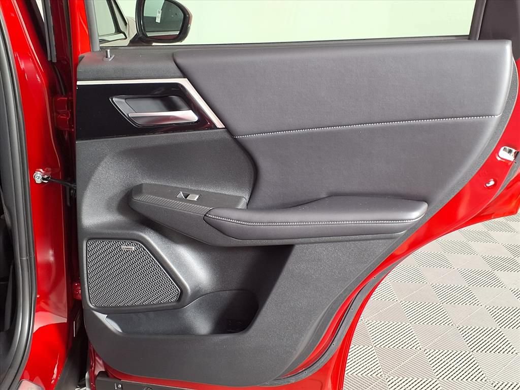 New 2026 Mitsubishi Outlander SE FWD image 10