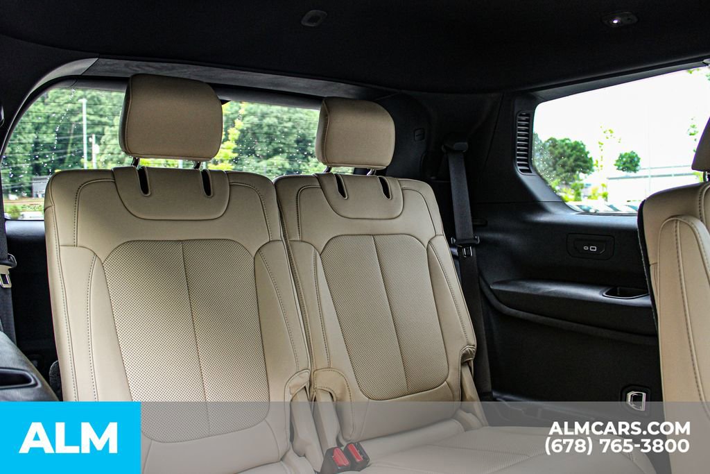 Used 2023 Jeep Grand Cherokee L Limited w/ Luxury Tech Group II RWD image 21