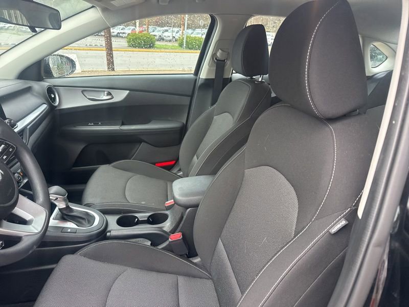 Used 2023 Kia Forte LXS image 12