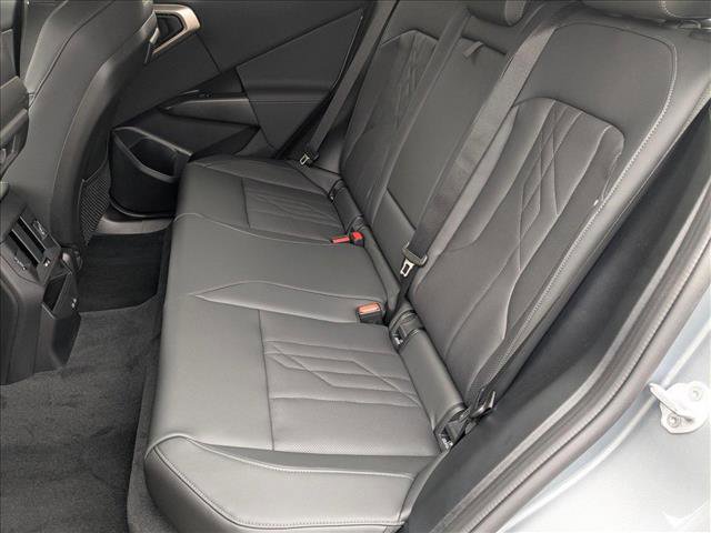 Used 2025 BMW X3 xDrive30i w/ Premium Package image 15