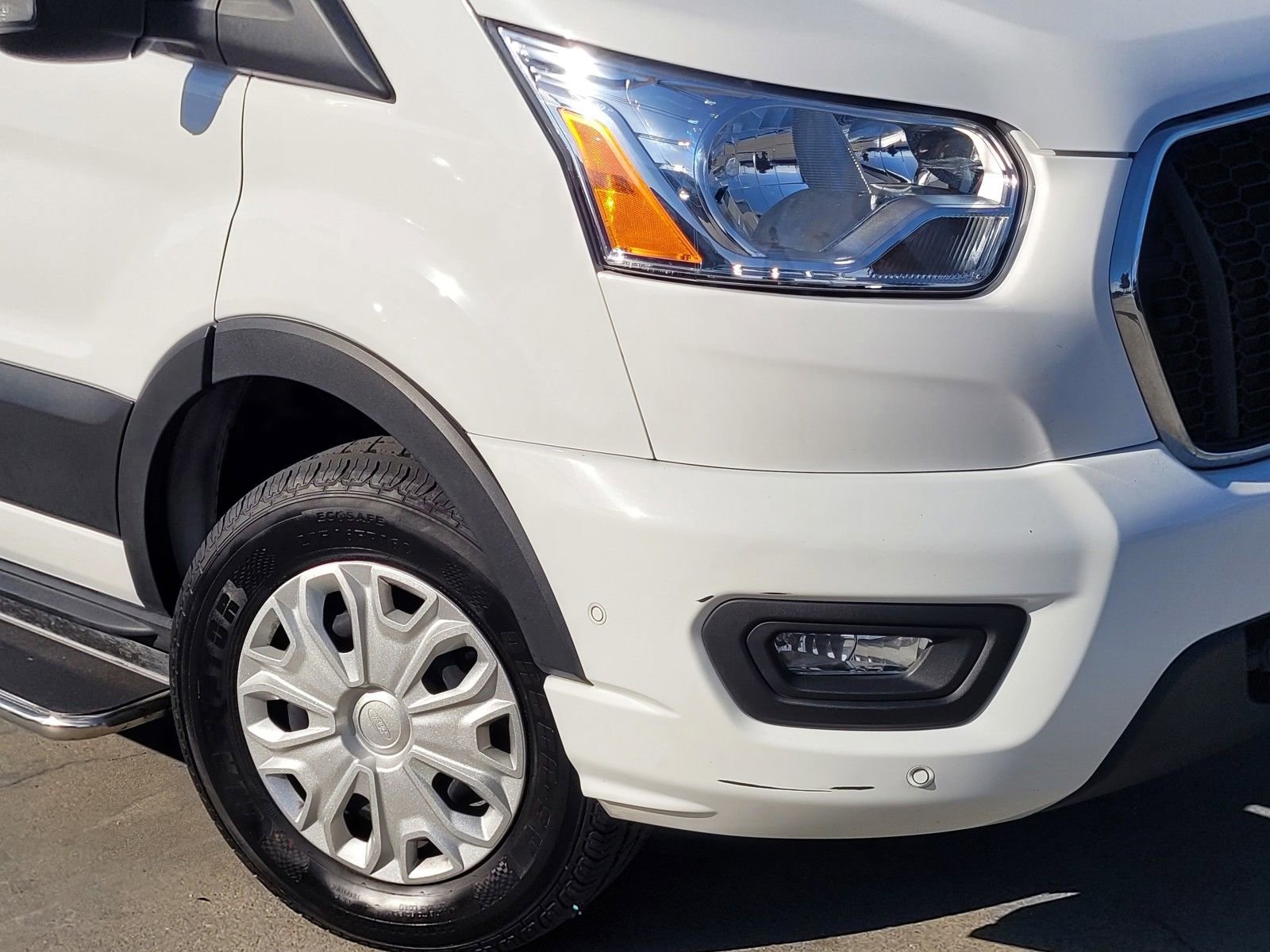 Used 2022 Ford Transit 350 XLT image 9