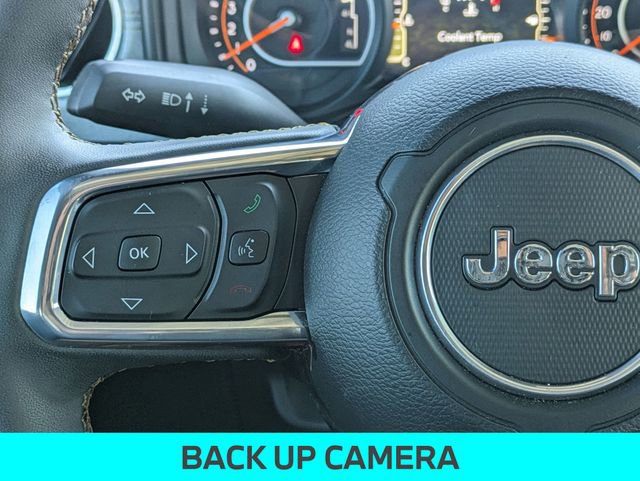 Used 2025 Jeep Wrangler Sahara image 18