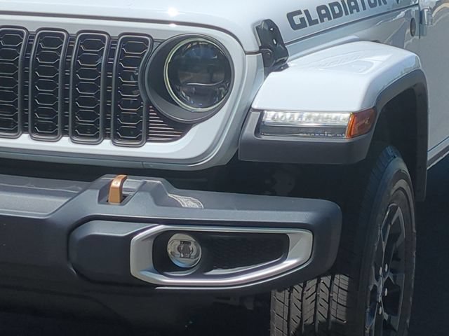New 2026 Jeep Gladiator Sport AWD/4WD image 17