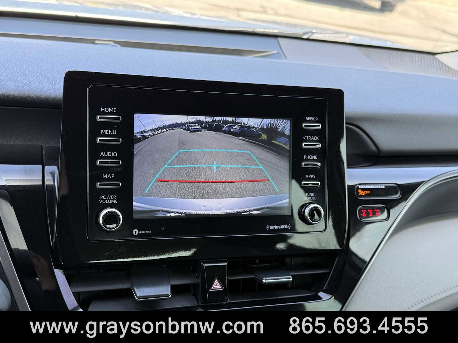 Used 2022 Toyota Camry LE image 25