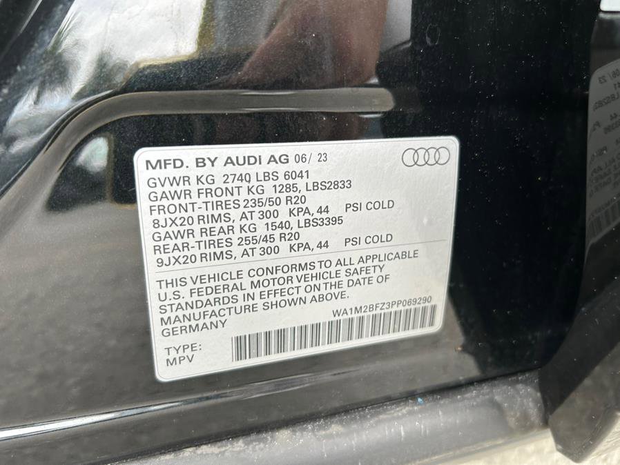 Used 2023 Audi Q4 e-tron Prestige w/ 20" Wheel Package image 62