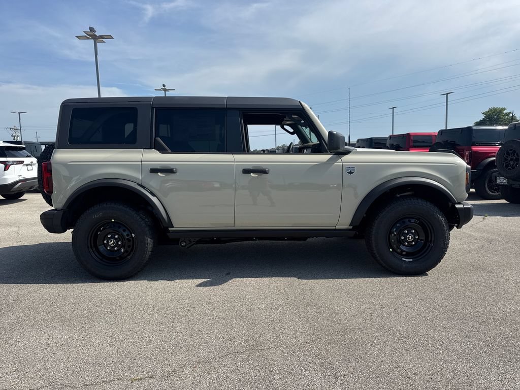 New 2026 Ford Bronco Big Bend w/ Black Diamond Package AWD/4WD image 7