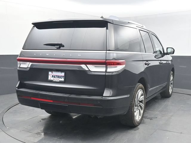 Used 2023 Lincoln Navigator Reserve w/ Equipment Group 201A AWD/4WD image 6