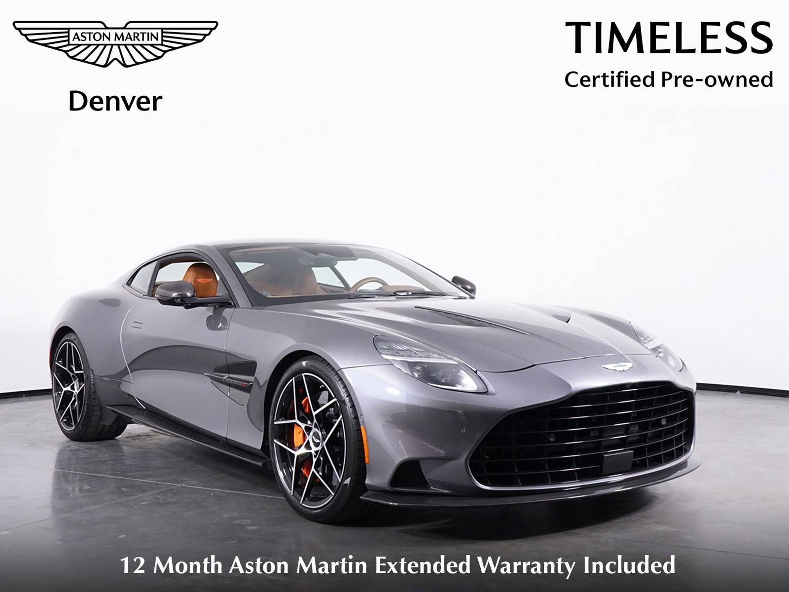 Used 2025 Aston Martin Vanquish RWD image 20