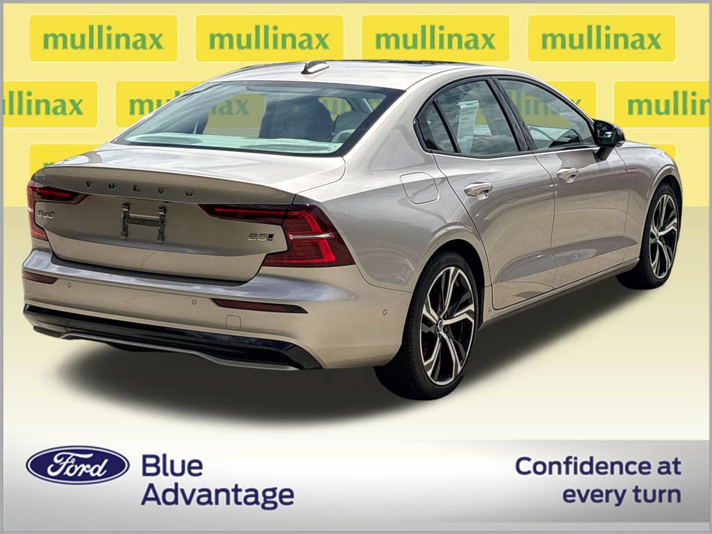 Used 2024 Volvo S60 B5 Plus AWD/4WD image 4
