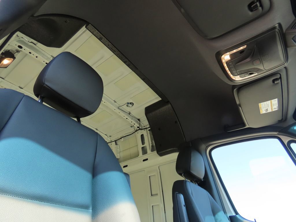 Used 2025 Mercedes-Benz Sprinter 2500 image 20