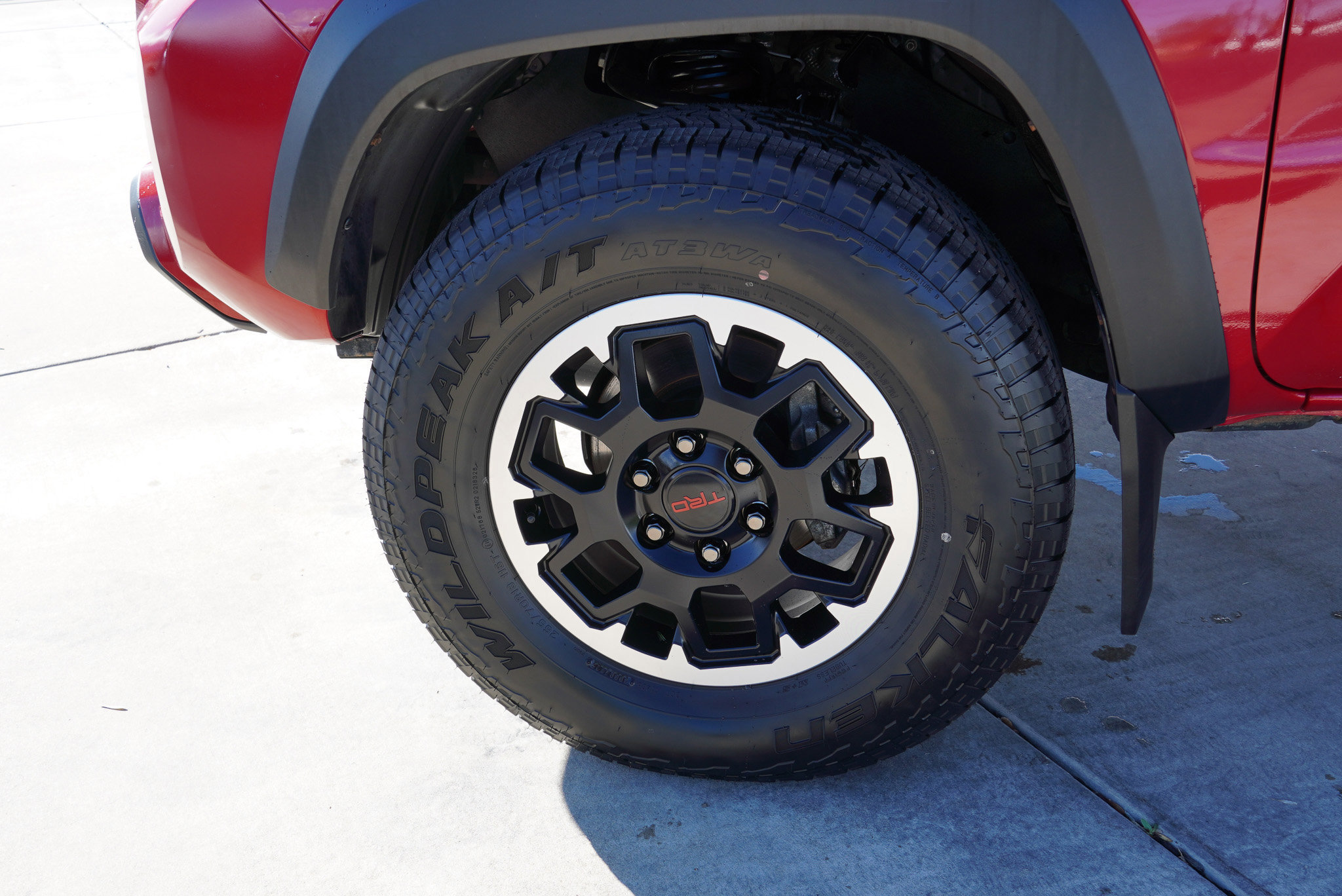 Used 2021 Toyota Tacoma TRD Off-Road w/ Technology Package image 12