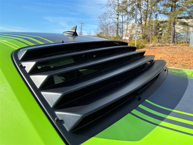 Used 2015 Dodge Challenger R/T image 21