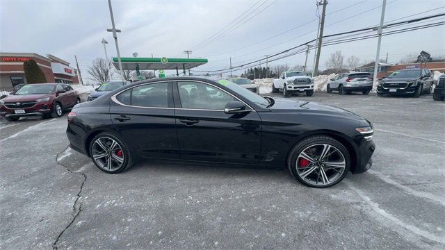 Used 2024 Genesis G70 2.5T w/ Sport Prestige Package image 9