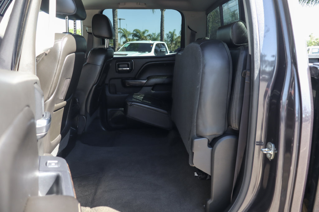 Used 2015 GMC Sierra 2500 Denali w/ Duramax Plus Package AWD/4WD image 45
