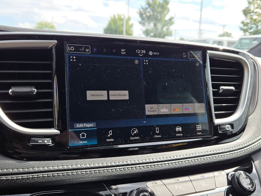 New 2026 Chrysler Pacifica Select image 29