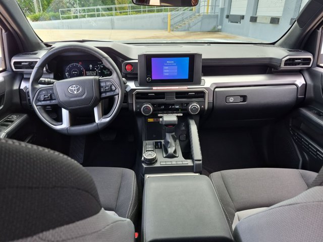 Used 2025 Toyota 4Runner TRD Off-Road AWD/4WD image 17