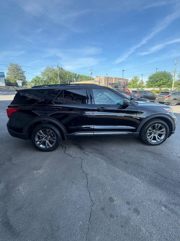 Used 2021 Ford Explorer XLT w/ Equipment Group 202A AWD/4WD image 5