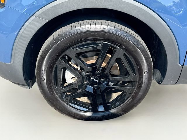 Used 2023 Kia Telluride EX X-Line image 35