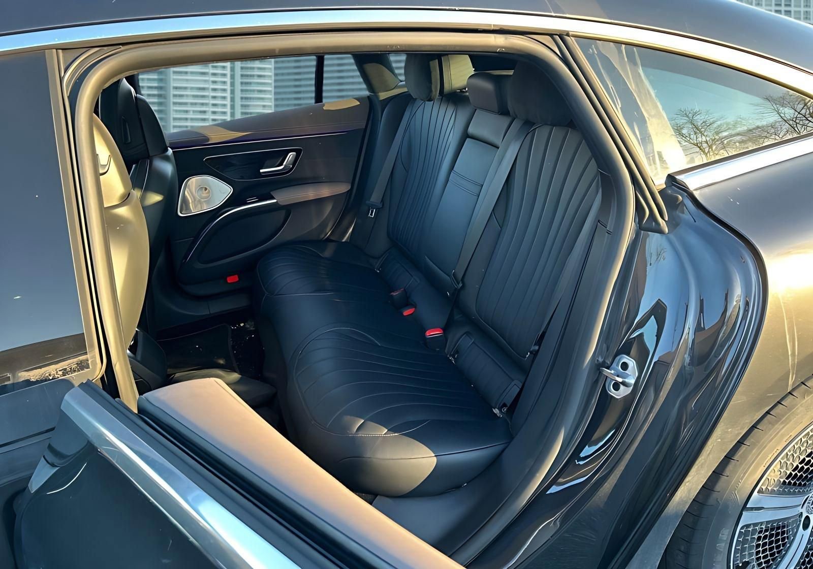 Used 2023 Mercedes-Benz EQS 450+ Sedan image 18