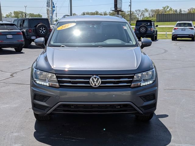 Used 2019 Volkswagen Tiguan SE AWD/4WD image 2