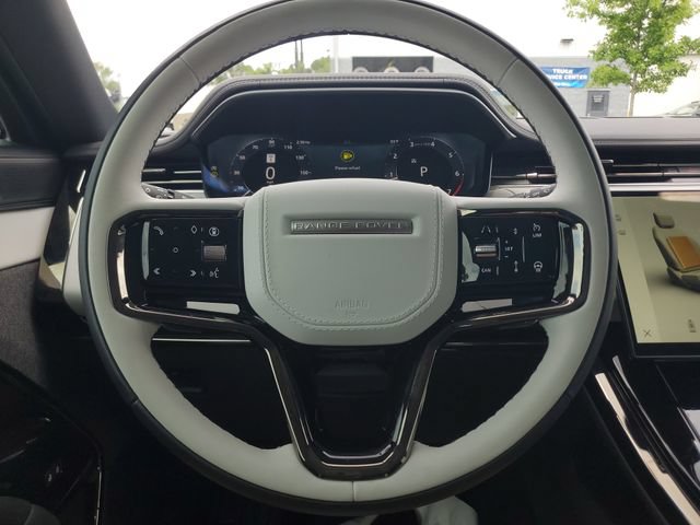 Used 2025 Land Rover Range Rover Sport Dynamic SE AWD/4WD image 23