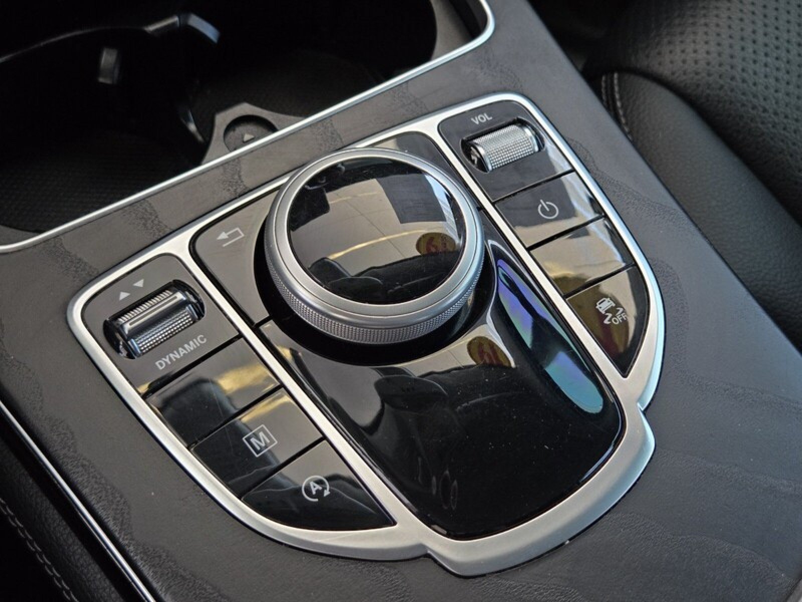 Used 2019 Mercedes-Benz GLC 300 image 34