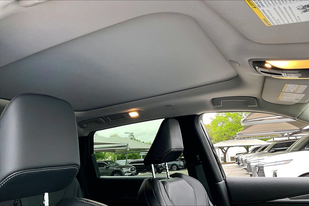 Certified 2026 INFINITI QX60 Pure FWD image 23